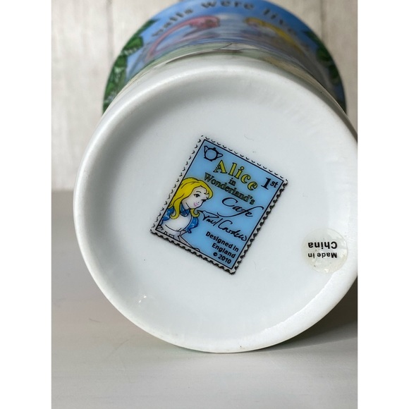 Alice in Wonderland Café by Paul Cardew mug - Picture 10 of 10